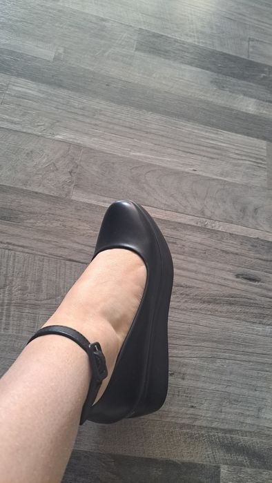 Нови дамски обувки