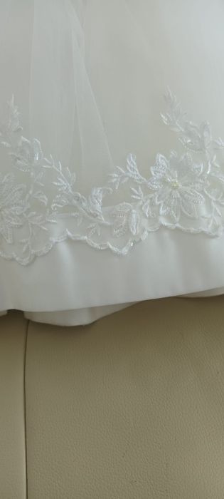 Vand rochie mireasa