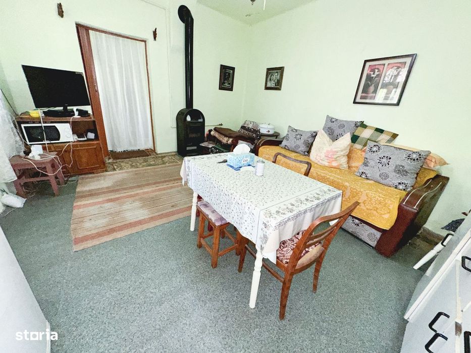 CASĂ DE VÂNZARE
Sat Alma, comuna Alma – județul Sibiu