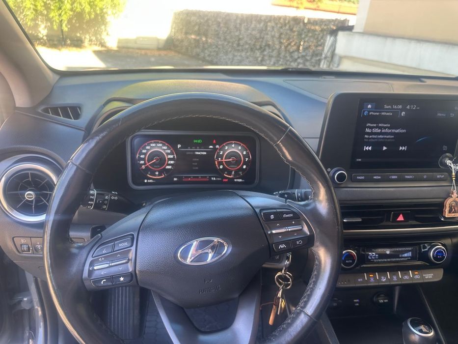 Proprietar vând Hyundai Kona