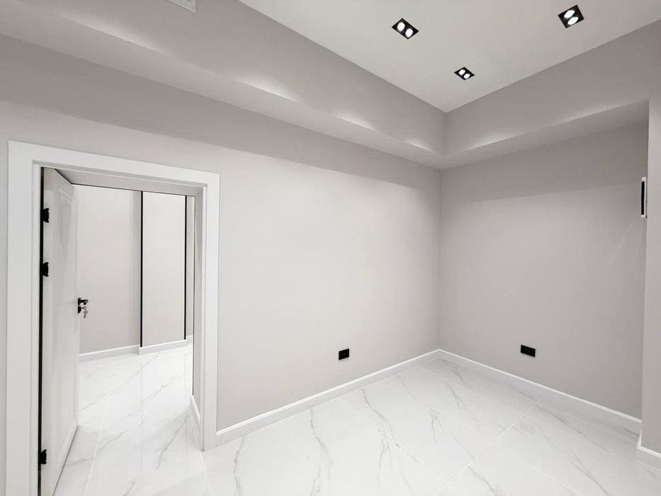 Бунёдкор | Новза - Продается нежилое помещение вдоль дороги 100м2