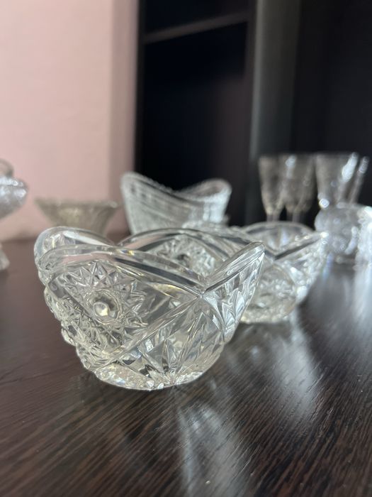 Хрустальные  вазы