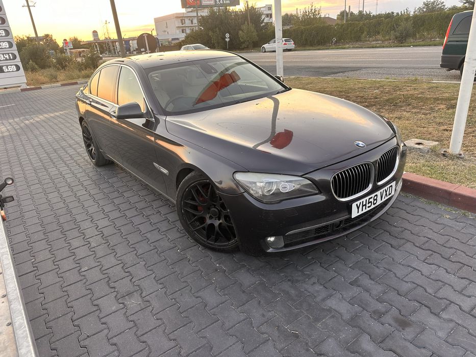 Dezmembrez bmw 730 2009 euro 5 245 cp