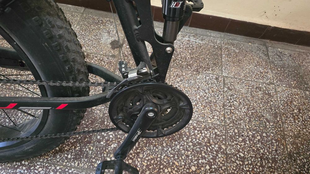 Продавам хибридно (електрическо и със скорости) колело