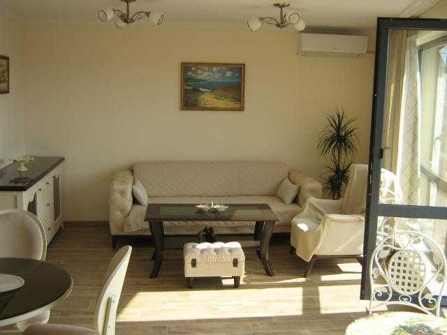 Продава се Едностаен апартамент в София, Център - 60 кв.м за 1250 €/кв.м - Снимка #2