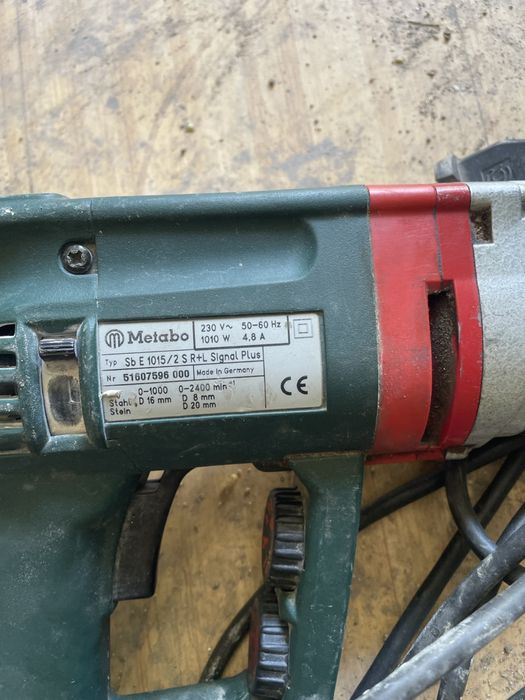 Mașină de găurit cu percuție Metabo Sb E 1015/2 S R+L Signal Plus 1010W
