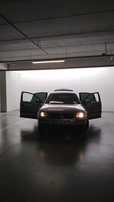 VOLKSWAGEN Passat 2003 — imagine 3