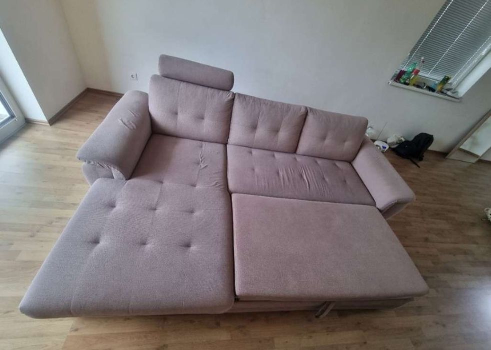 Coltar extensibil cu lada pentru depozitare