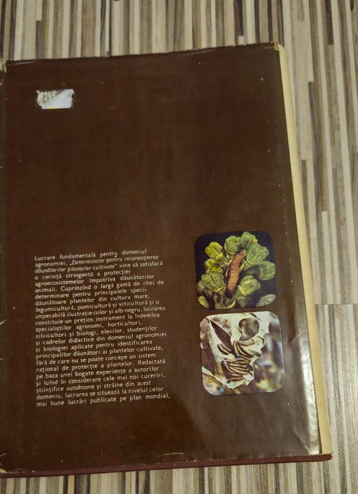 Determinator pentru recunoașterea dăunătorilor plantelor cultivate