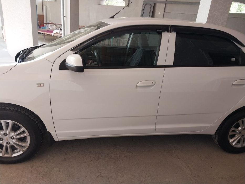 Cobalt 3 pozitsa avtomat sotiladi