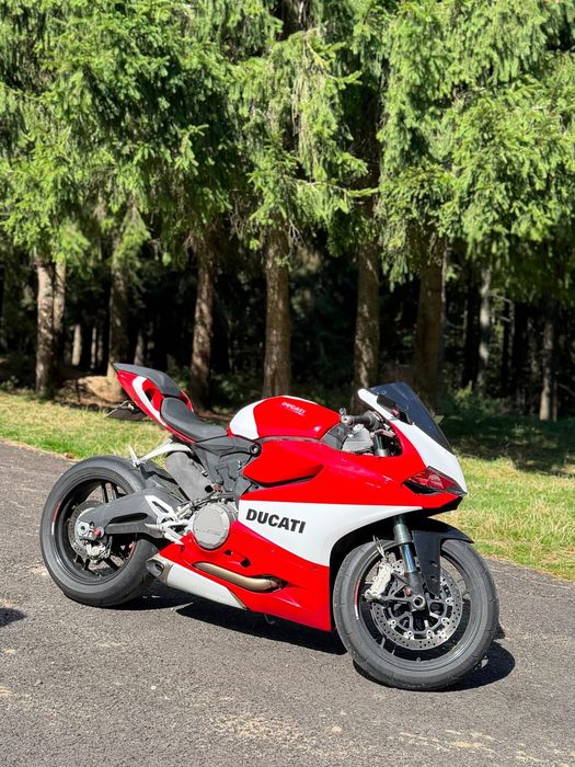 Ducati Panigale 899