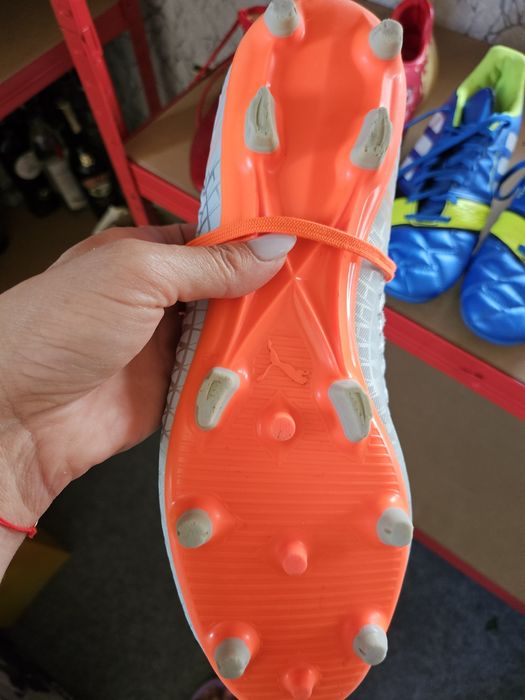 Оригинални бутони