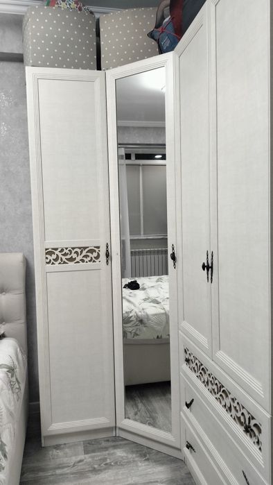 Продаю шкаф в отличном состоянии.