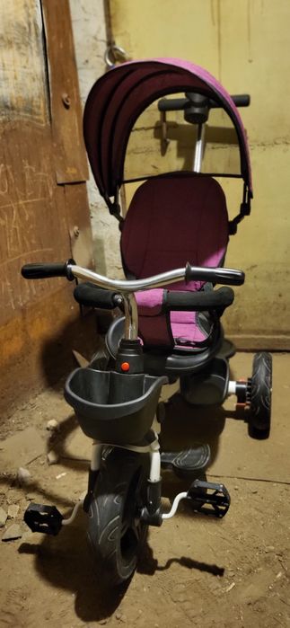 Велосипед трёхколёсный