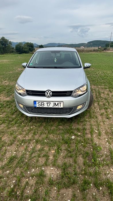 VOLKSWAGEN Polo 2010 — imagine 3
