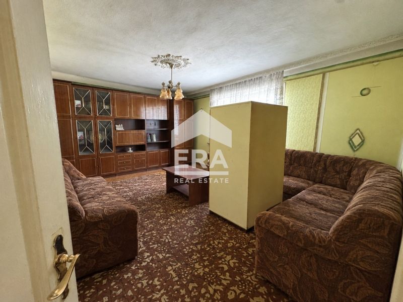 Продава се Етаж от къща в Тутракан - 134 кв.м за 747 €/кв.м - Снимка #1