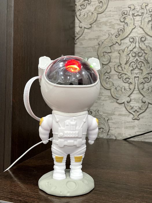 Продам Ночник-проектор "Звездное небо"