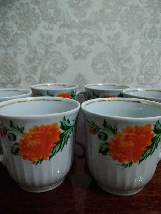 Бокалы и ляган фарфоровые новые