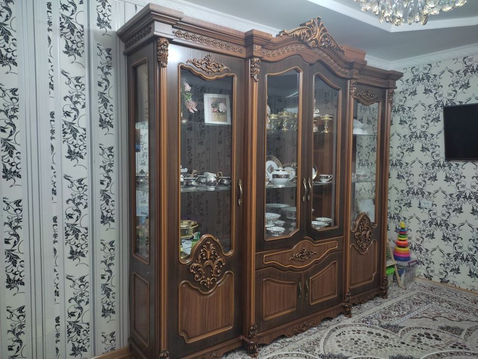 Срочно Продается Стенька в идеальном состоянии.