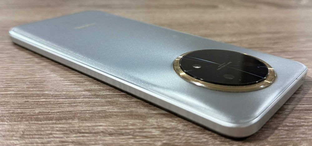 Huawei nova Y91 128GB 8GB RAM