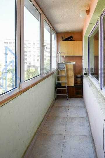 Тристаен апартамент под наем в кв. Красна поляна