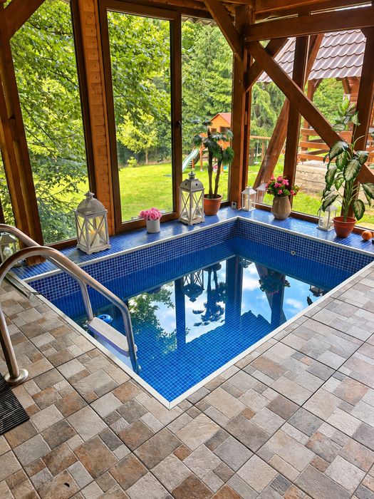 Cabana de inchiriat