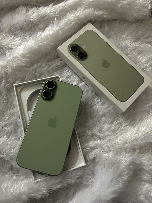 Продам  iphone 17 в отличном состоянии