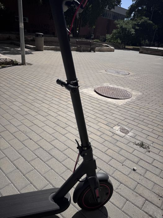 Електрическа тротинетка Xiaomi 4 pro 2