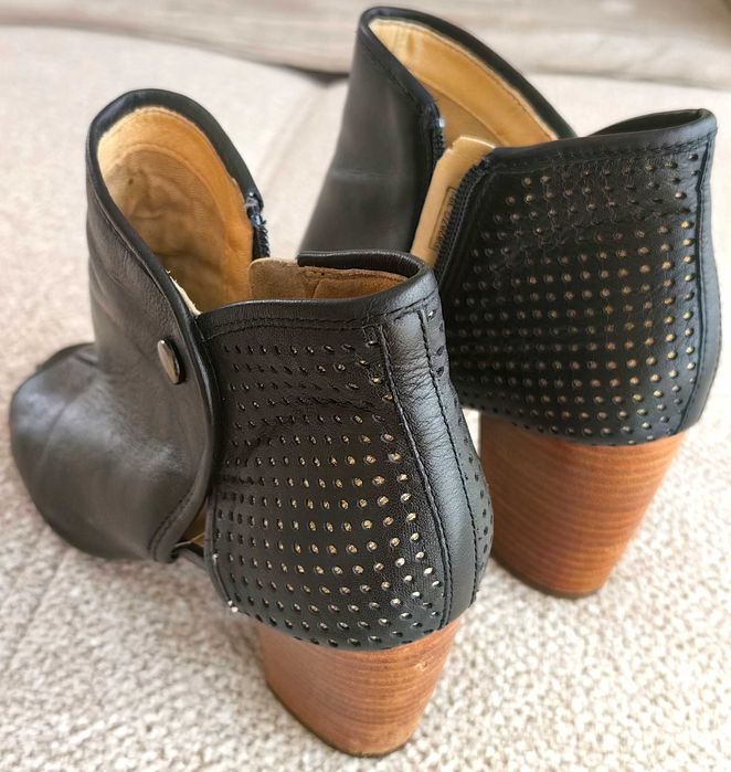 Botine din piele, marca Geox, marime 38 1/2