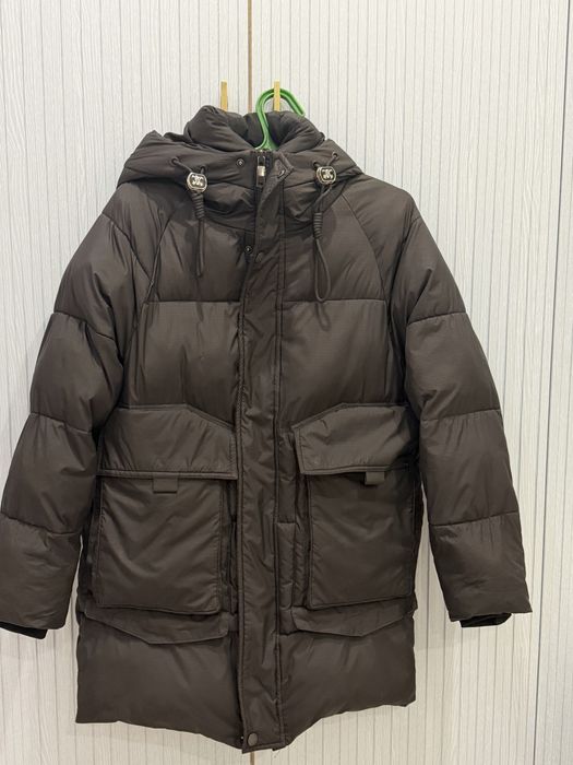 Продам зимнию куртку для девочки