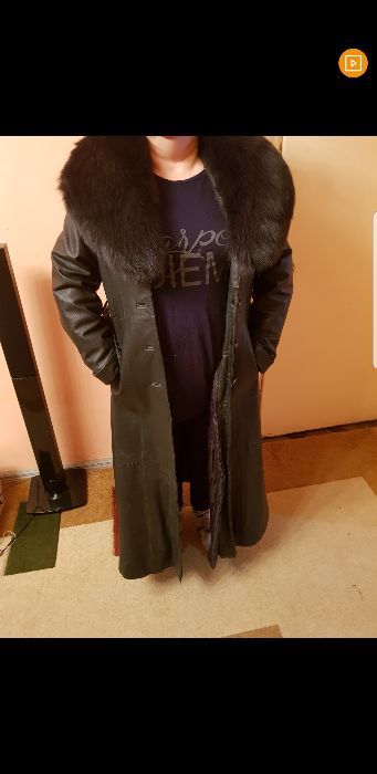 Продаётся кожаный плащ