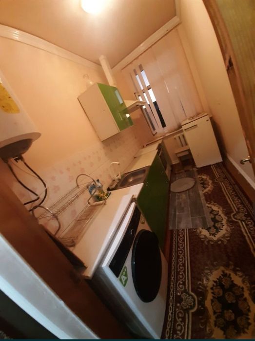 Uy ijaraga beriladi. Xolati urtacha 2 xonali aloxida xonalari.