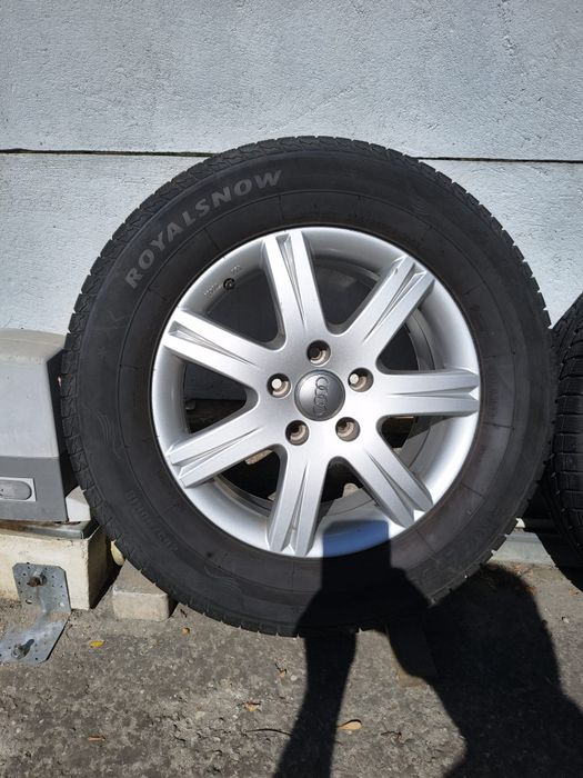 Vând Jante  Audi Q7 cu anvelope de iarna noi noi