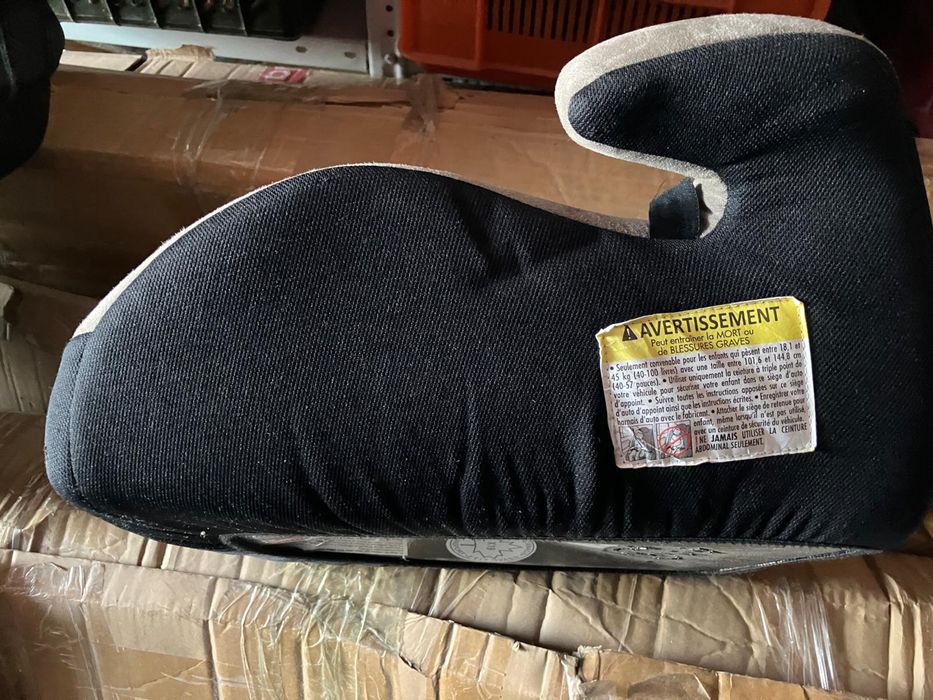 Сиденье детское автомобильное