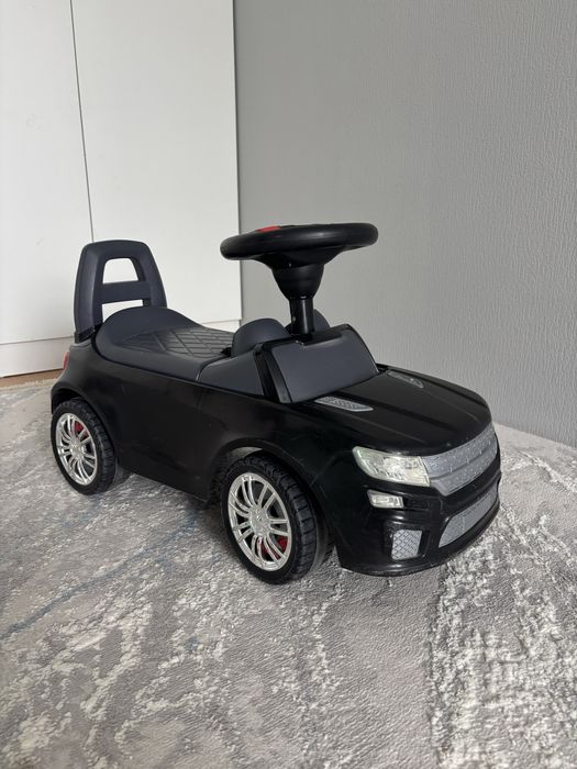 Продам Машина толокар