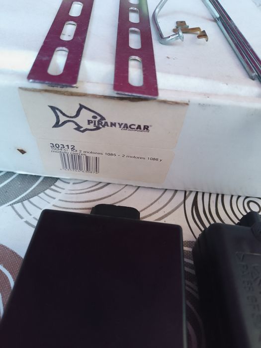 Închidere centralizată Piranyacar pt 2 uși