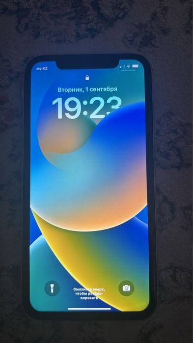Iphone 11 64 гб..