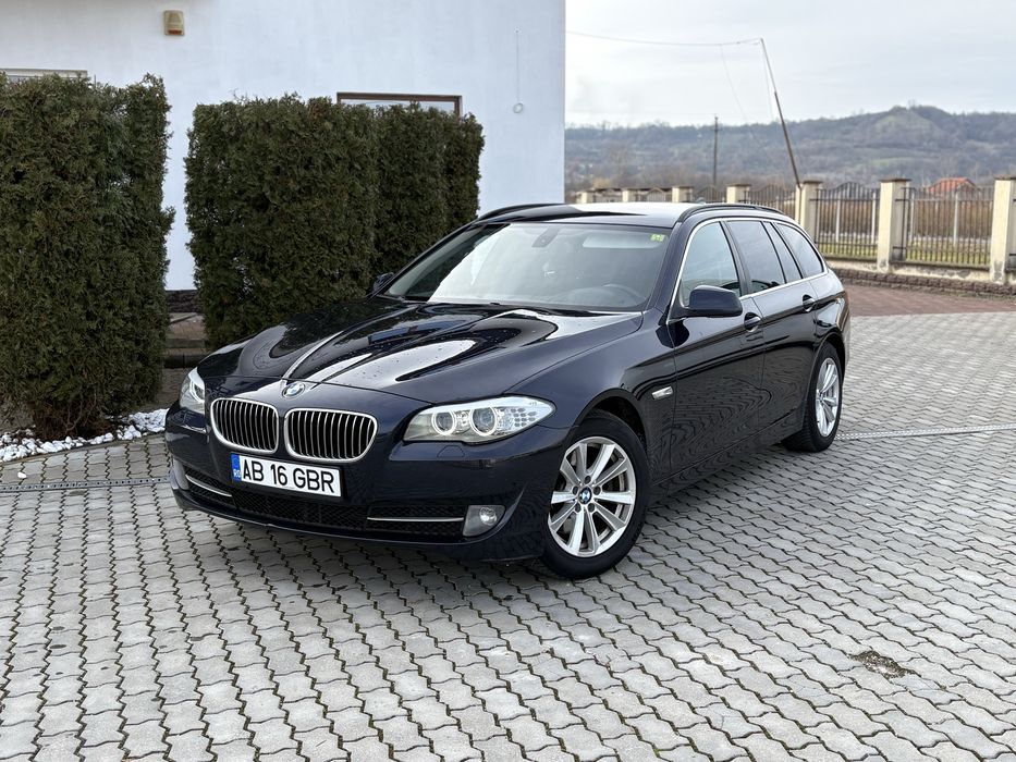 Bmw seria 5 F11 520d 184cp an 2011 Accept și schimburi