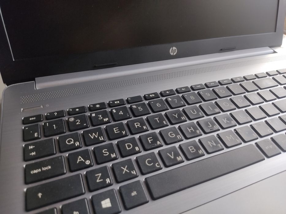 Ноутбук HP core i7 10 поколения как новый гарантия