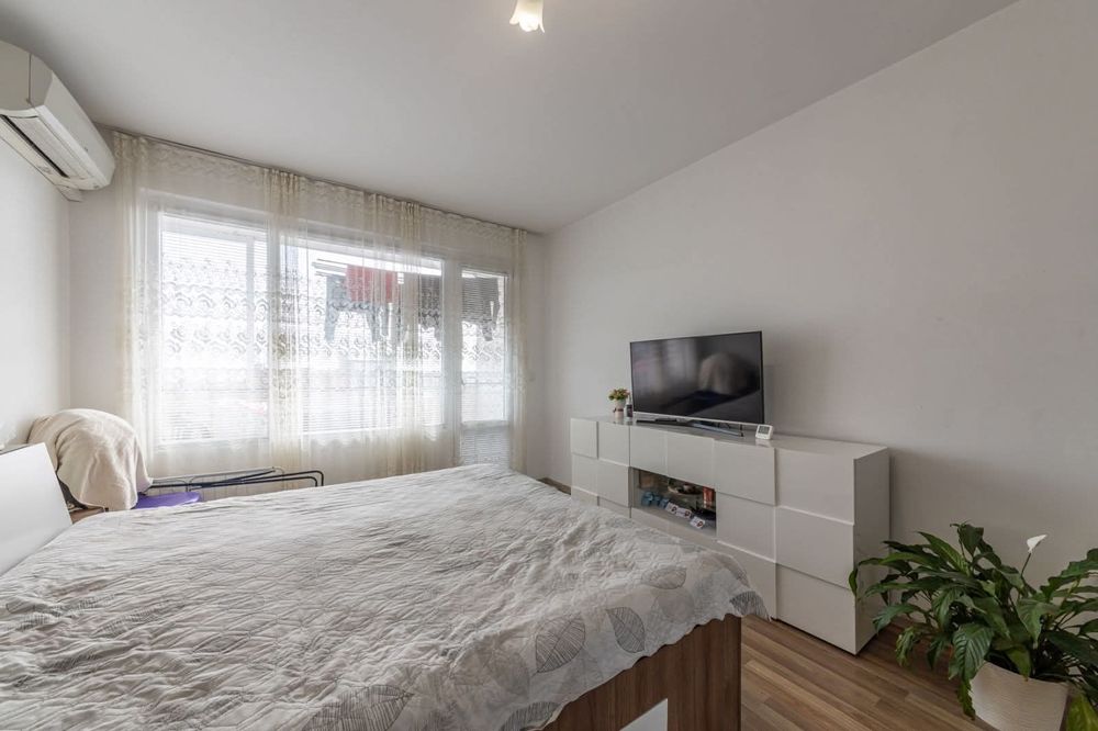 Дава се под наем Тристаен апартамент в Варна, м-т Евксиноград - 71 кв.м за 190000 € - Снимка #3