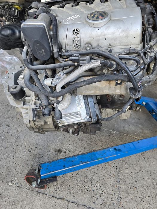 Двигатель фольцваген AXZ в зборе