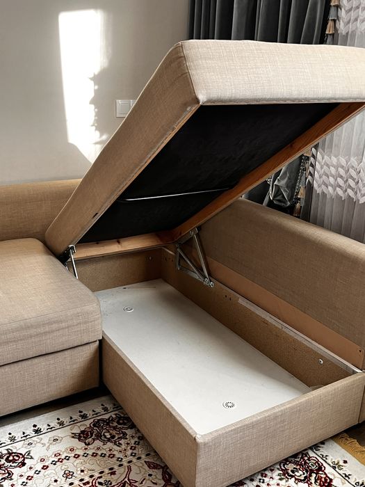 Продаю диван фирмы IKEA.
