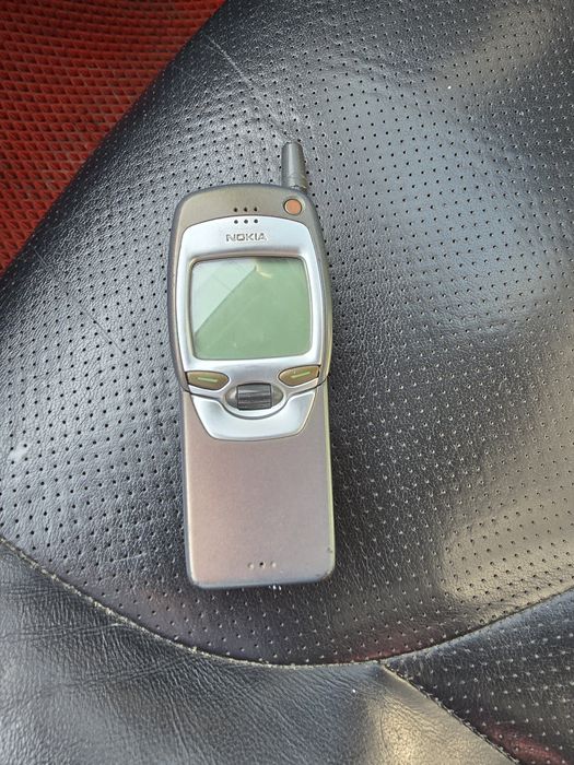 Продам телефон Нокиа 7110