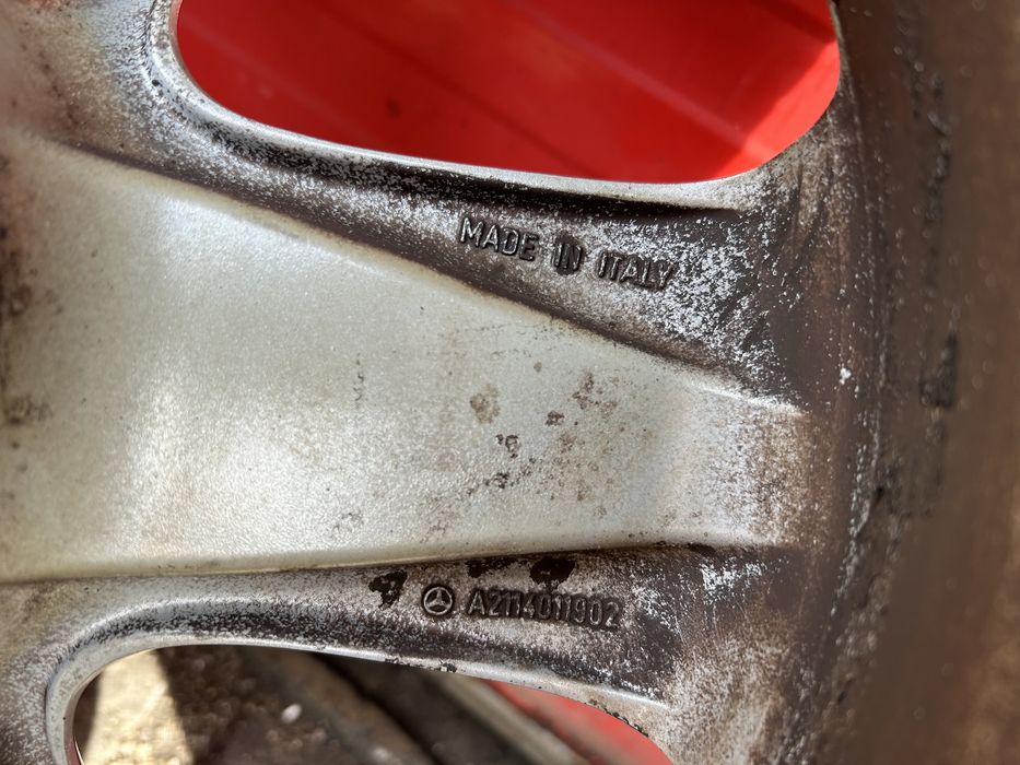 Оригинални джанти Мерцедес Е Mercedes E class 17 цола  гуми 245 45 17