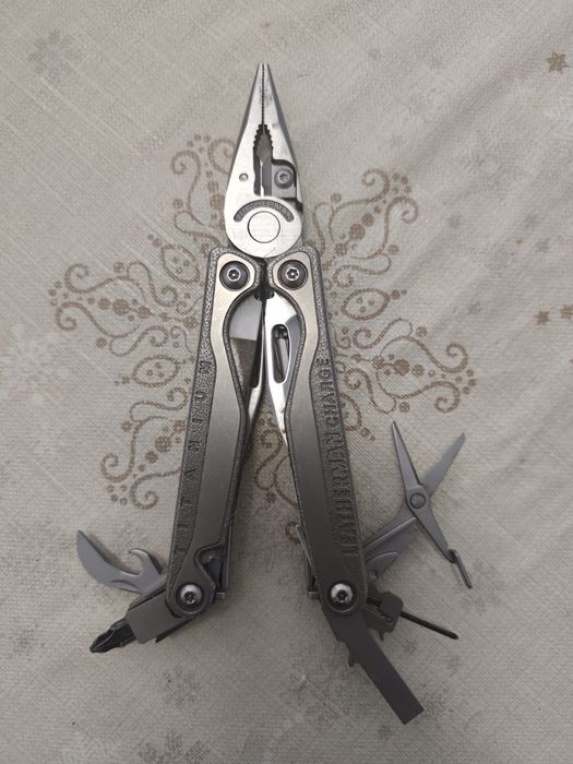 Leatherman Charge TTi Titanium
