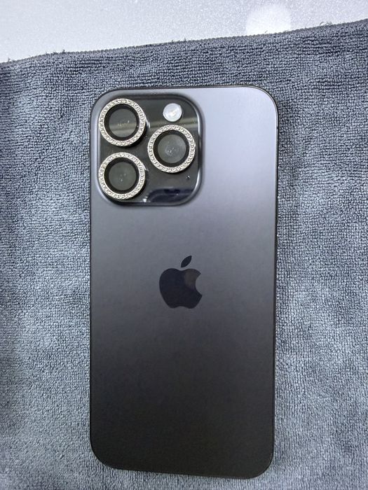 Vand iPhone 15 Pro 256 GB impecabil 2500lei . Fara schimburi !!!