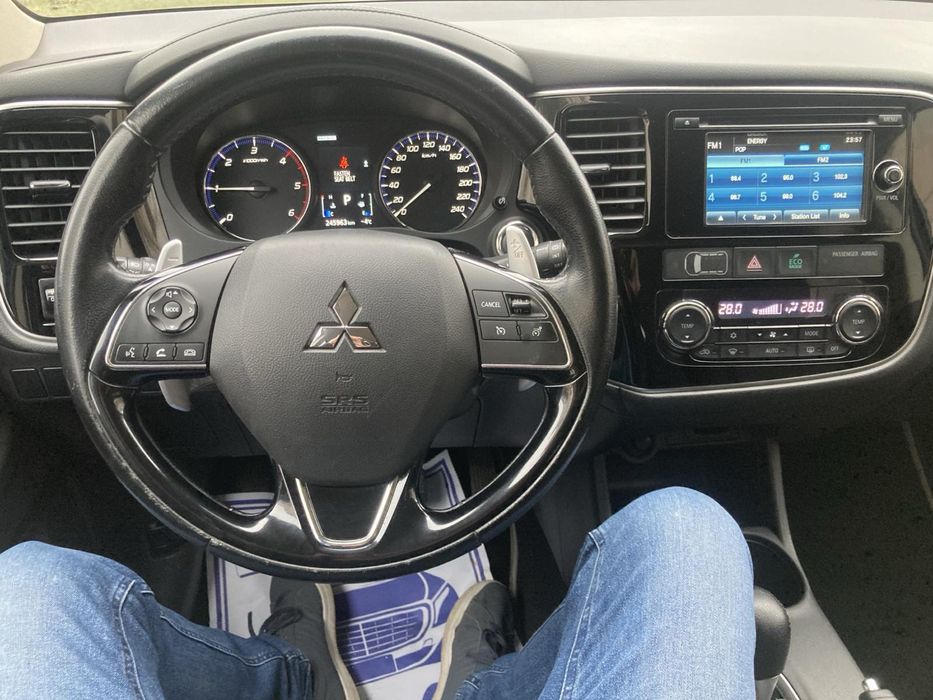 Mitsubishi Outlander 4x4 Автоматик Фейслифт