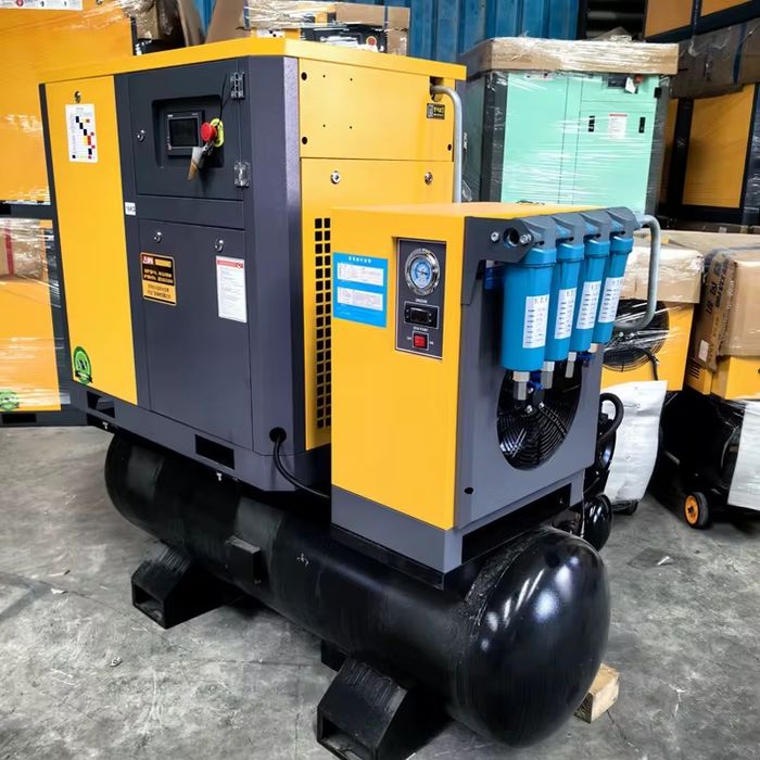 Винтовой компрессор с ресивером для лазер