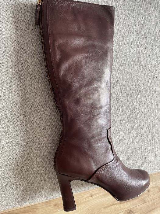 Продам женские сапоги