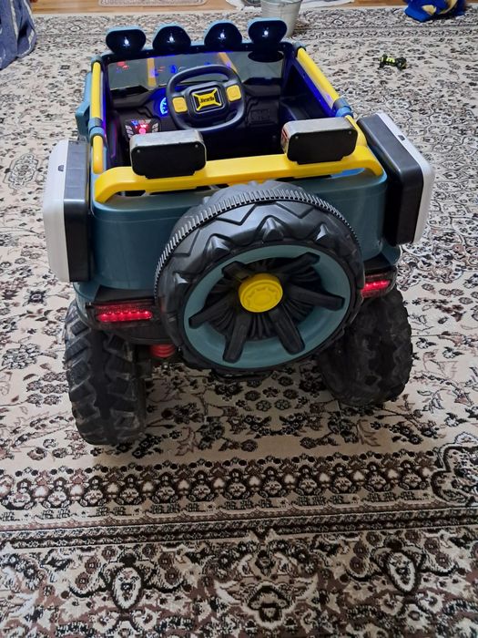 Jeep большая машина